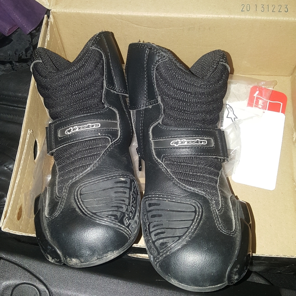 Sports moto boots
